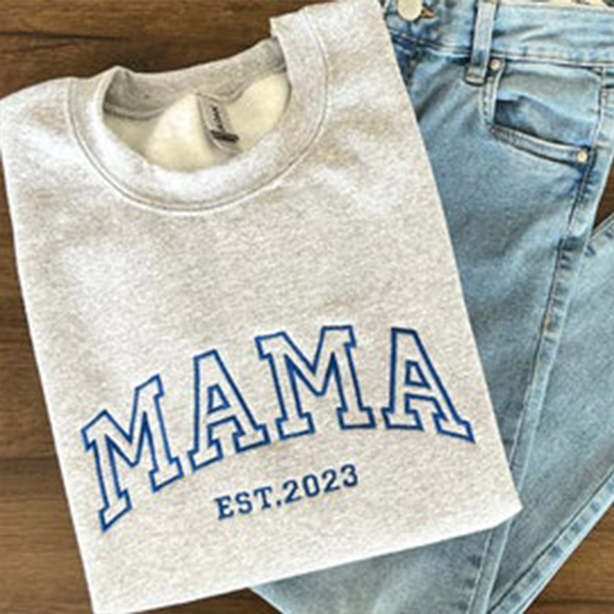 Mom, Dad Est Year With Kids Name Embroidered Shirt 4_7c0efcb9-4964-4d4f-9c2e-394e2fcd0202.jpg