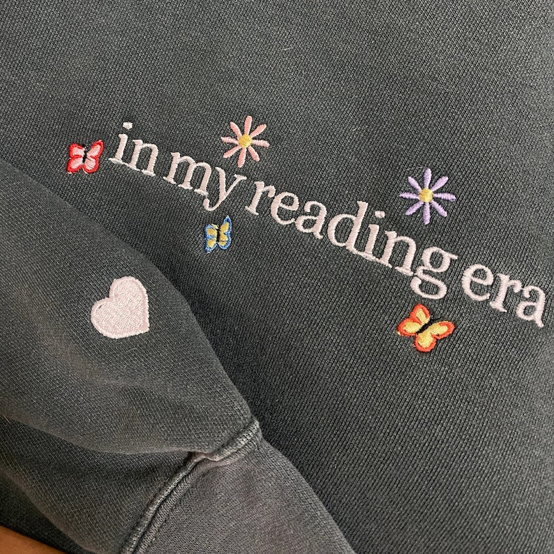 Embroidered In My Reading Era Crewneck Sweatshirt, Unisex Comfort Colors Sweatshirt, In My Reading Era Embroidery il_794xN.5929840205_4t36.jpg?v=1743397322