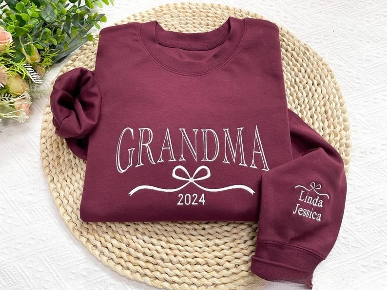 Personalized Mama Sweatshirt, Embroidered Kids Name with Bow on Sleeve, Mama Christmas Crewneck, Mom Christmas Gift, Mothers Day Gift il_794xN.6428913428_s59b_1.jpg
