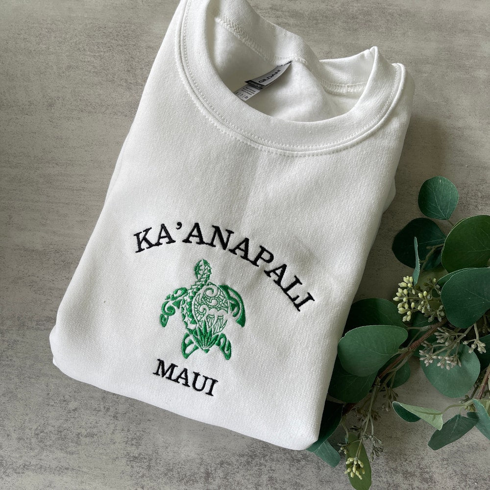Embroidered Ka'Anapali Maui Sweatshirt, Maui Hoodie, Crewneck Sweatshirt, Graphic Sweatshirt, Maui Sweatshirt, Aesthetic Sweatshirt 0_f10a5964-e9f2-45af-b528-51240af127bc.jpg
