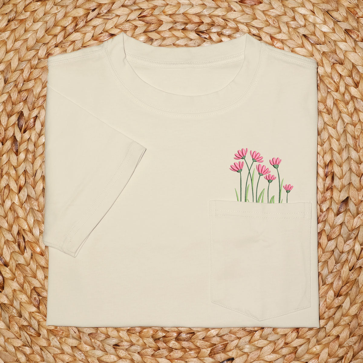Embroidery Wildflowers Pocket T-shirt 1689322334162.jpg