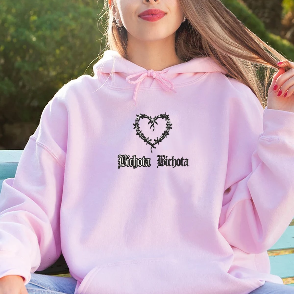 La Bichota Kg Embroidered Sweatshirt Hoodie T-shirt 1695194282361.jpg
