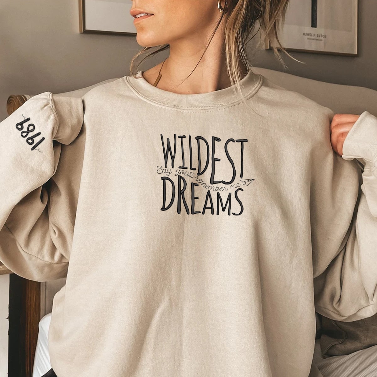 Wildest Dreams Embroidered Sweatshirt 1700623150791.jpg
