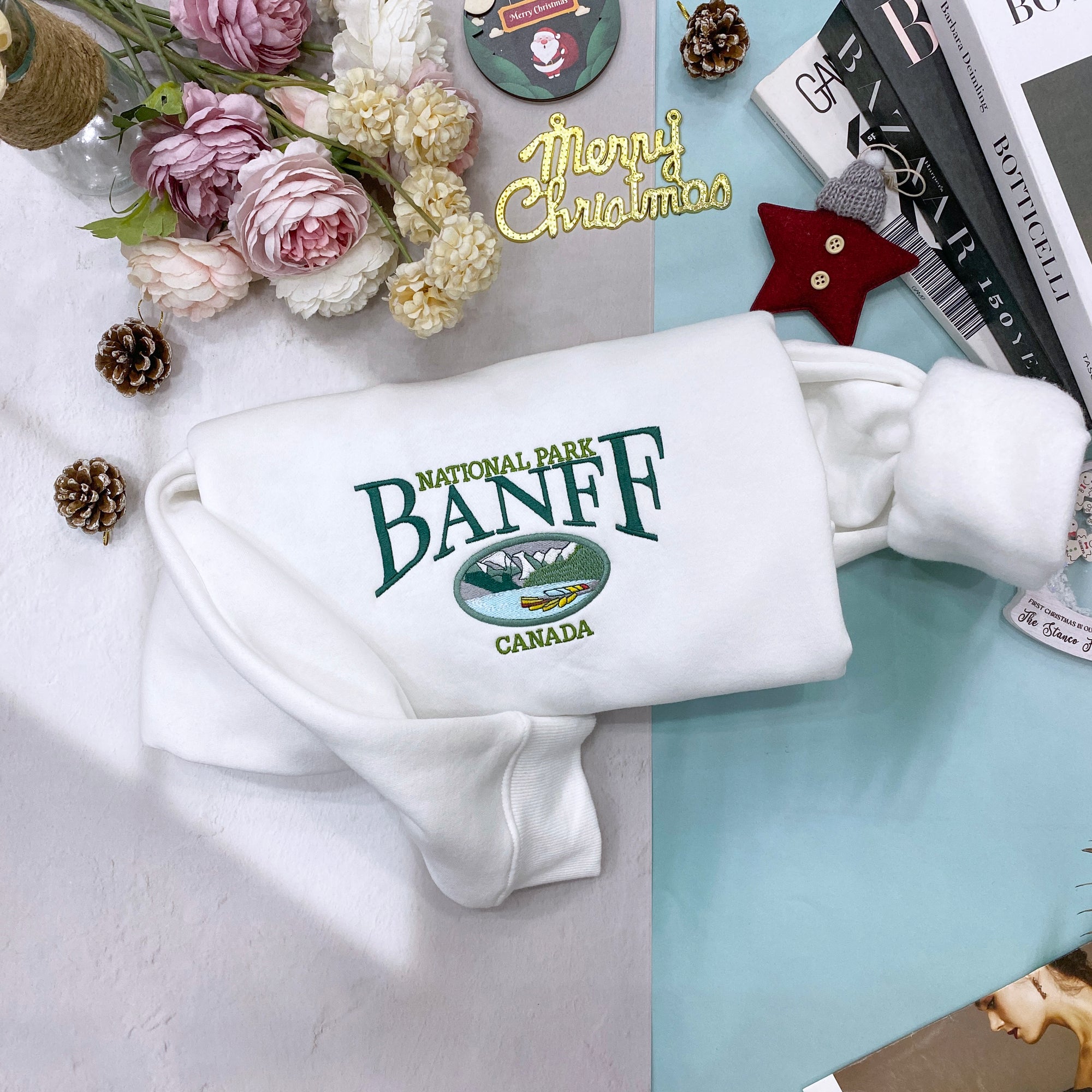 Canada Banff National Park Embroidered Sweatshirt 1702009308431.jpg