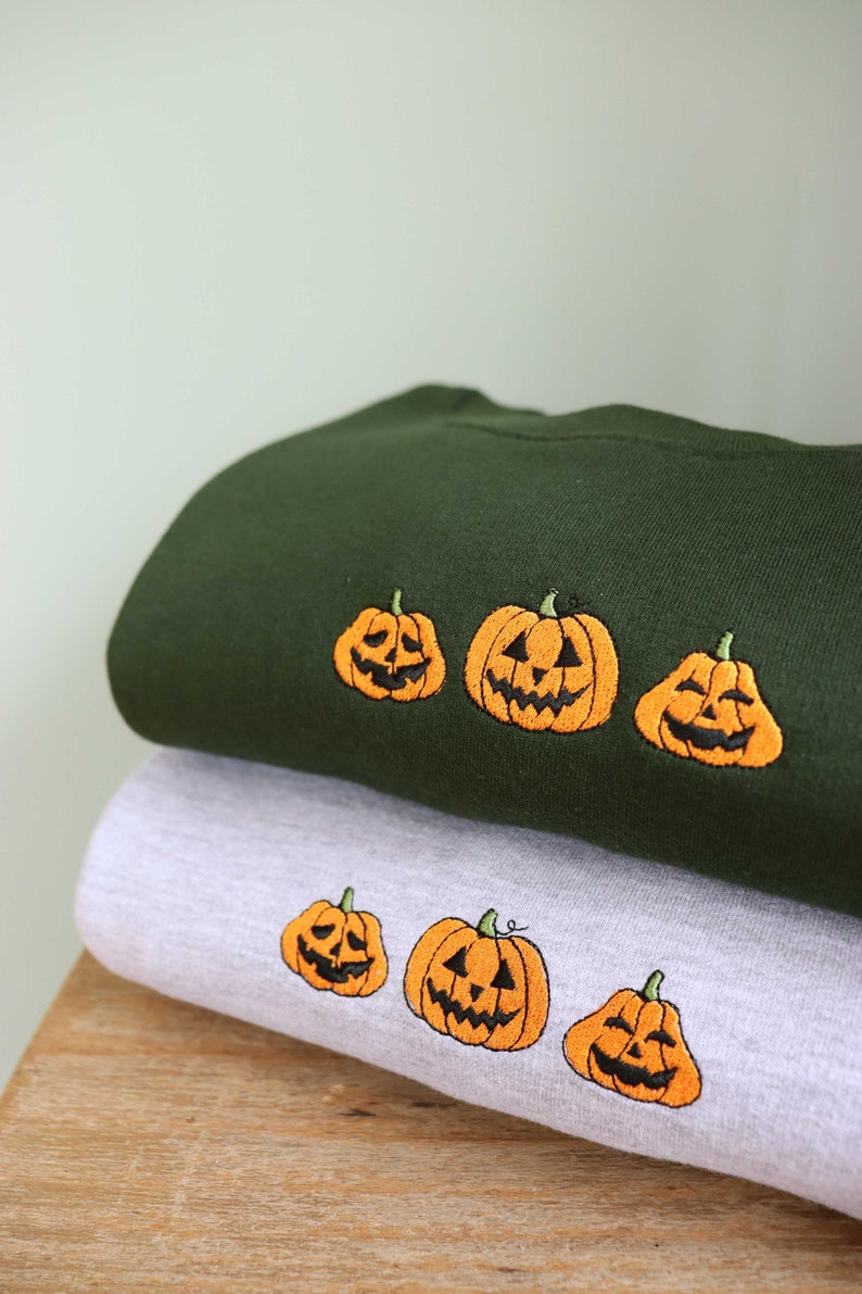 Pumpkin Face Embroidered Sweatshirt Halloween Autumn Clothing Embroidery Fall Sweater Eco Jumper Unisex Halloween Costume Pumpkins 1722916689398.jpg