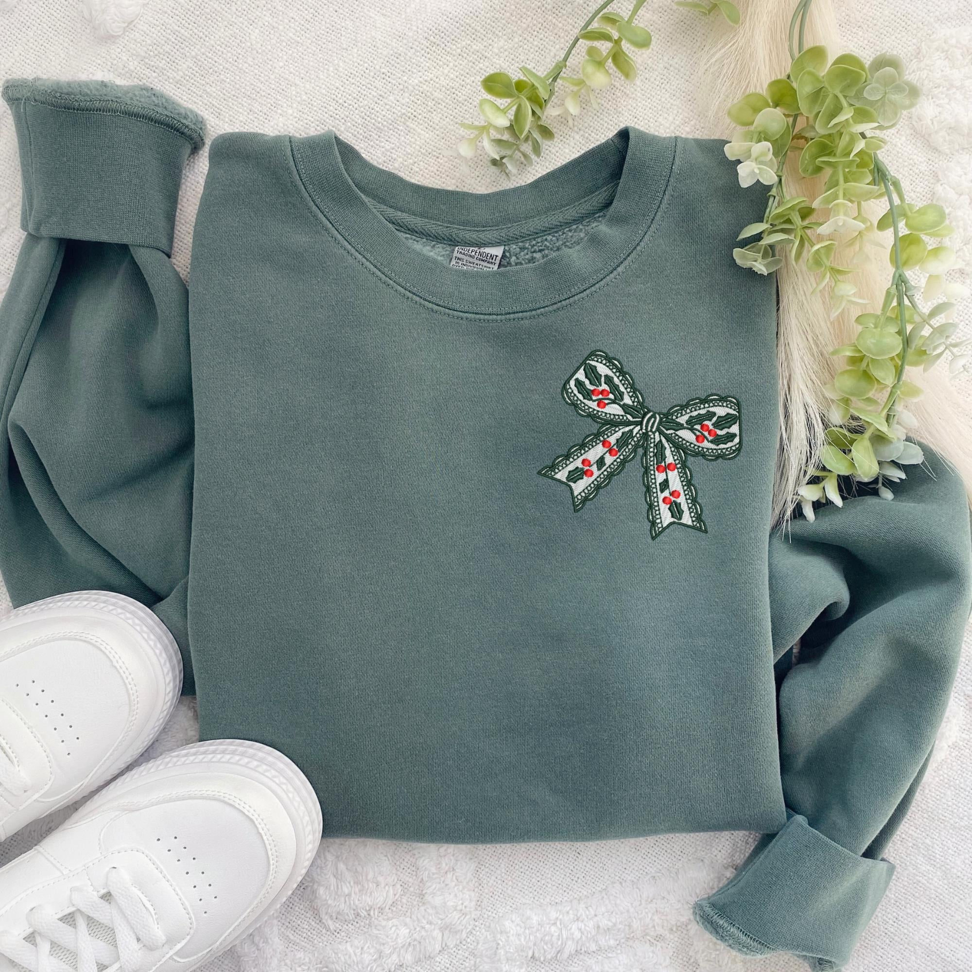 Embroidered Lacy Holly And Berries Bow Crewneck Sweatshirt High Quality Pigment Dyed Holiday Pullover Vintage Coquette Christmas Sweater 1728639129480.jpg