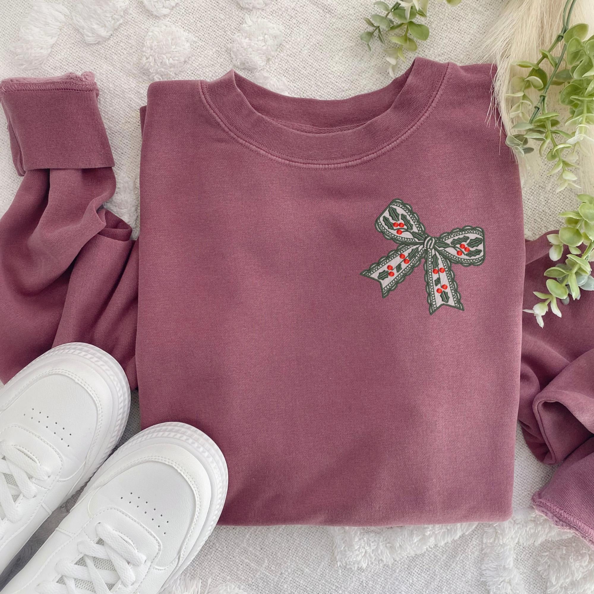 Embroidered Lacy Holly And Berries Bow Crewneck Sweatshirt High Quality Pigment Dyed Holiday Pullover Vintage Coquette Christmas Sweater 1728639129588.jpg
