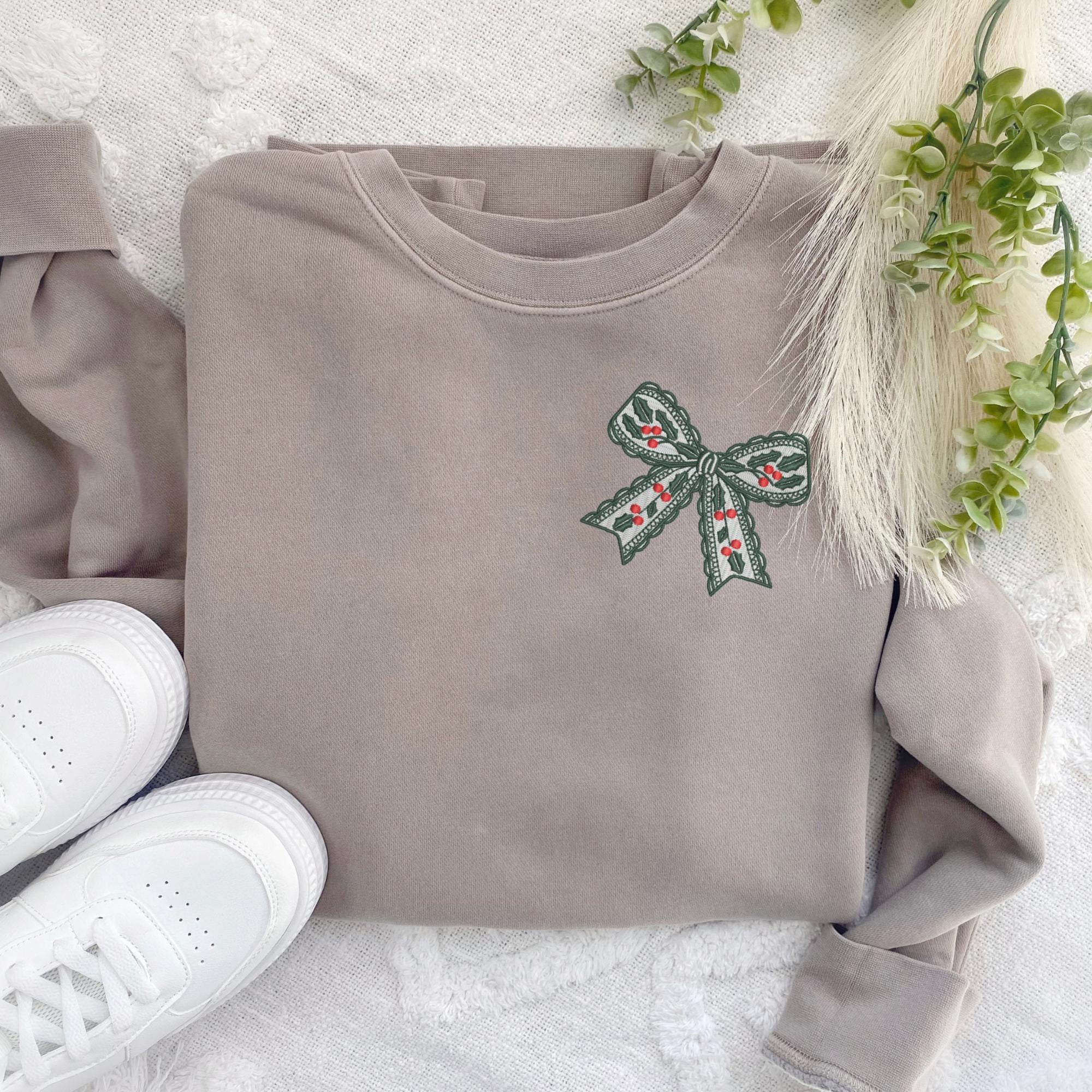 Embroidered Lacy Holly And Berries Bow Crewneck Sweatshirt High Quality Pigment Dyed Holiday Pullover Vintage Coquette Christmas Sweater 1728639129605.jpg