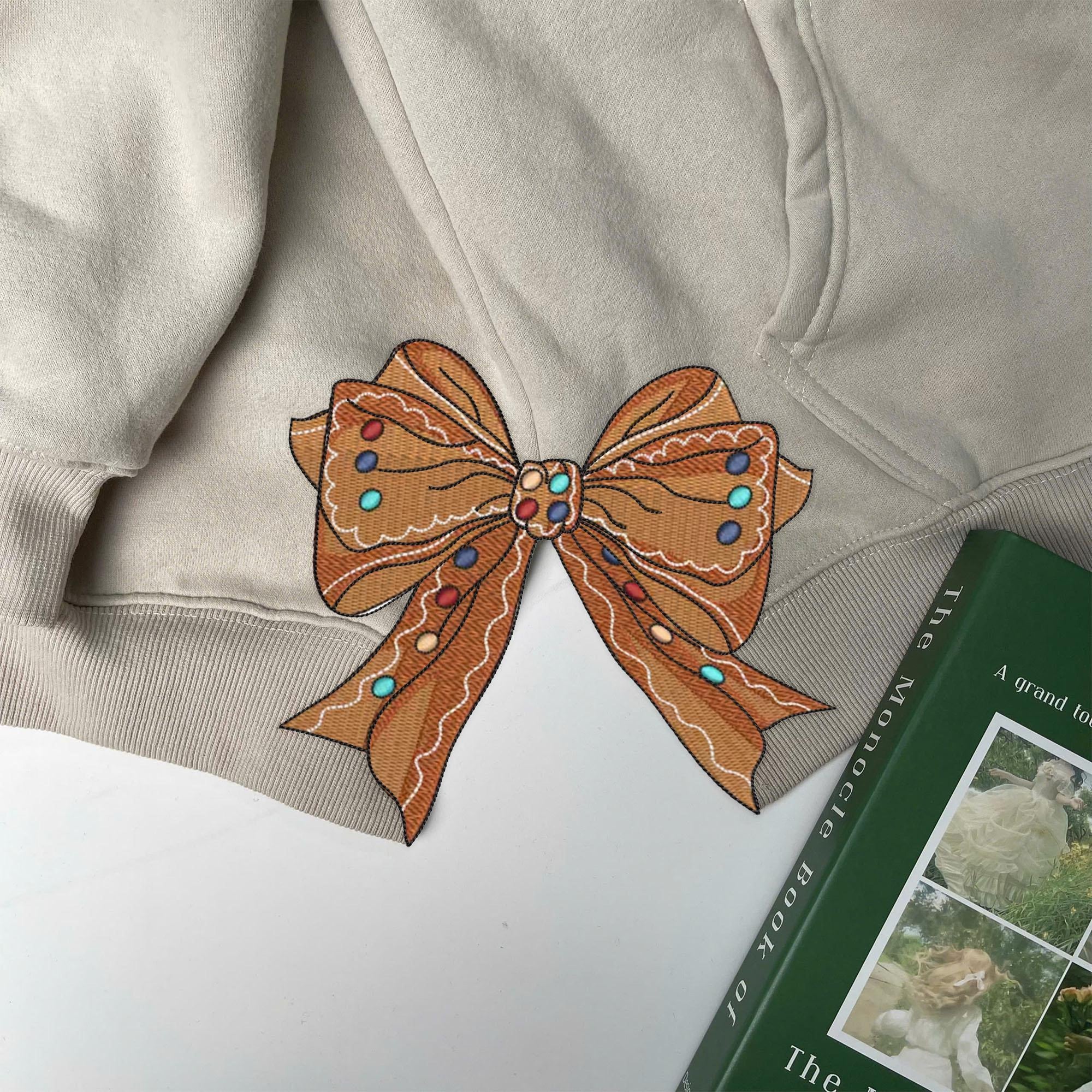 Christmas Embroidered Sweatshirt Merry Side Bow Cut Out Sweatshirt Plaid Christmas Pullover Trendy Coquette Bow Side Bow Sweatshirt 1730082038103.jpg