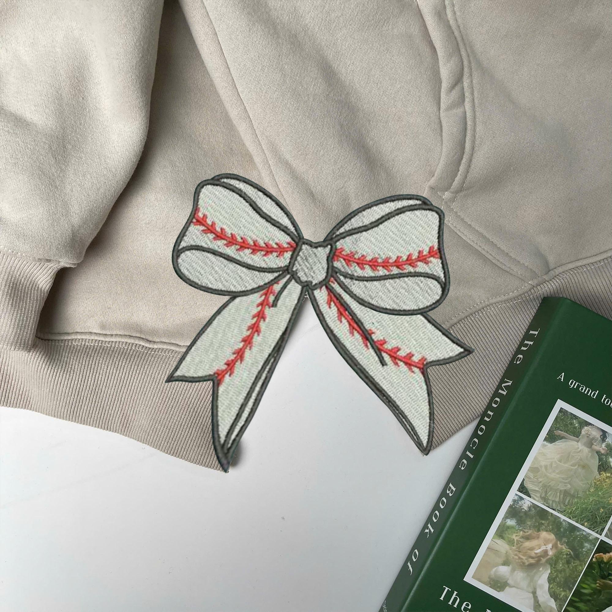 Christmas Embroidered Sweatshirt Baseball Side Bow Cut Out Sweatshirt Plaid Christmas Pullover Trendy Coquette Bow Side Bow Sweatshirt 1730086277736.jpg