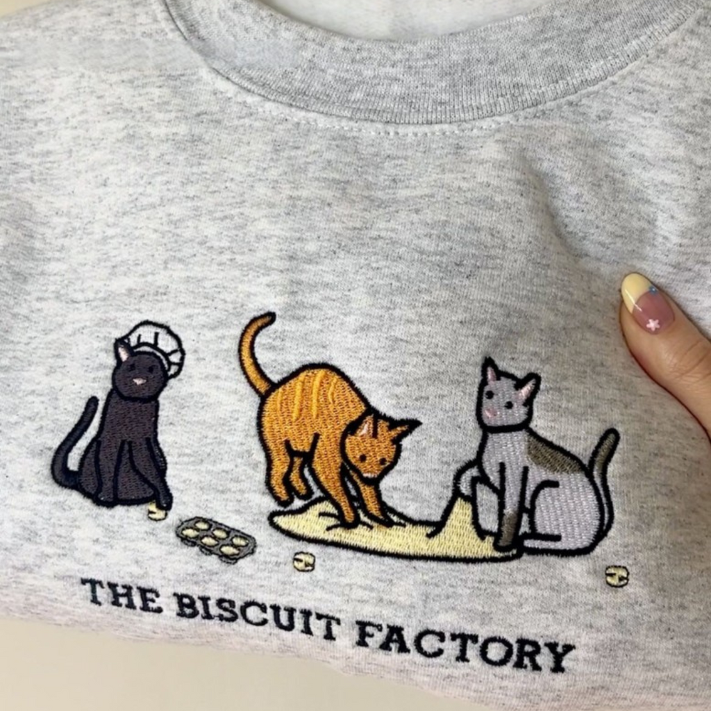 Embroidered Cat Biscuit Sweatshirt 1732247595543.png