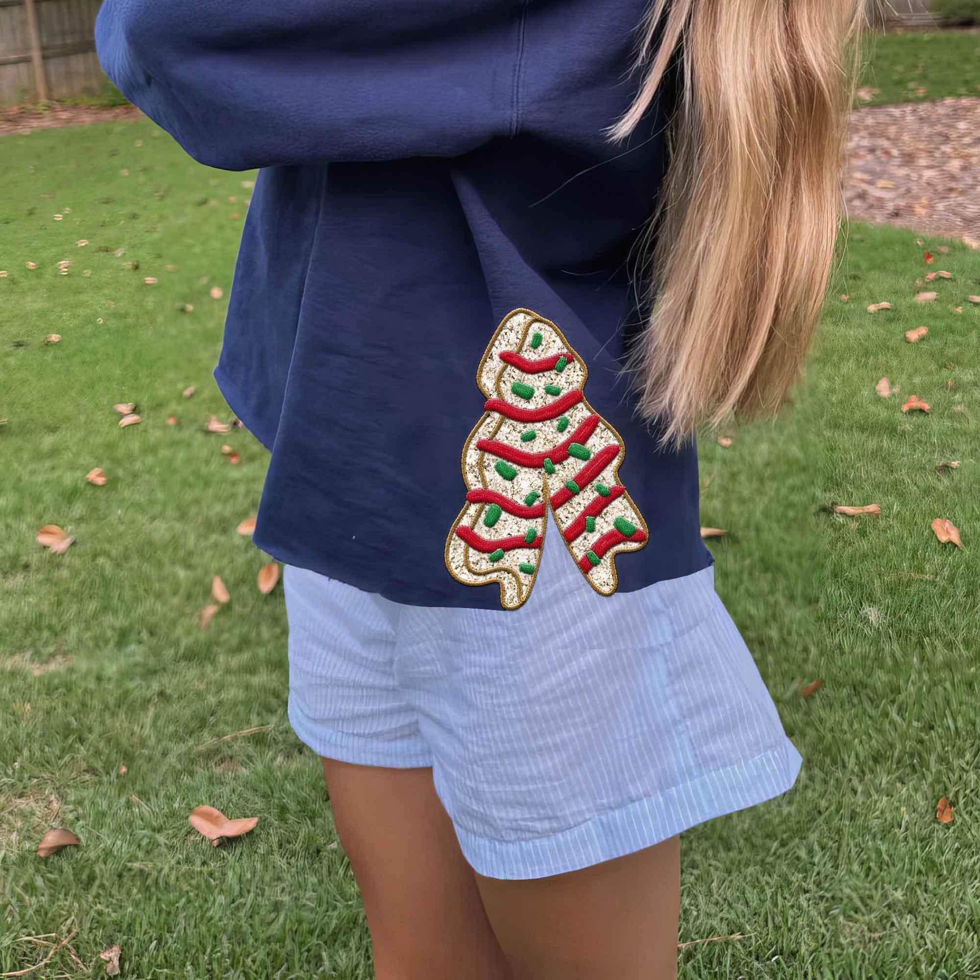 Christmas Cake Bow Embroidery Sweatshirt 1732519413315.jpg