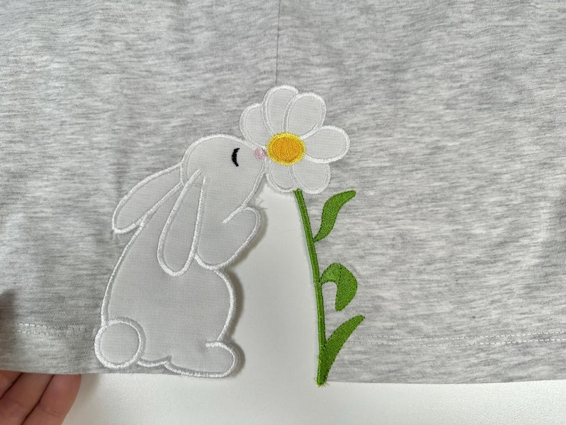 Cute Little Easter Bunny With Flower Side Seam Cutout Side Bow Applique Machine Embroidery Shirts Farm Animal Tshirt Sweatshirt Embroidery 1739930676388.jpg
