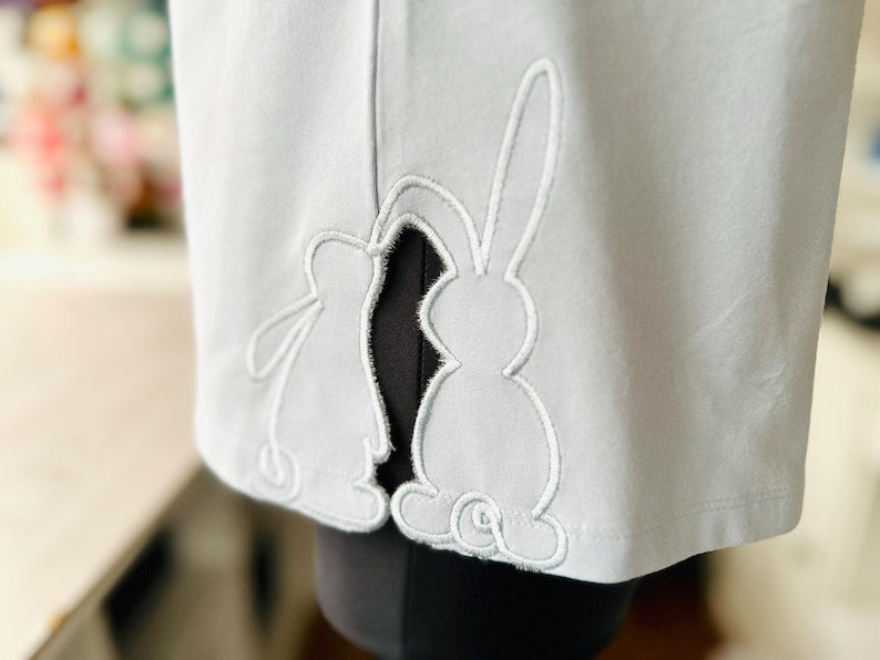 Easter Bunny Two Bunnies Split Side Seam Cutout Side Bow Applique Machine Embroidery Shirt Trendy Farm Animal Tshirt Sweatshirt Embroidery 1739931105732.jpg