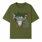 Christmas Highland Cow Graphic - Be Merry and Bright Festive Design for Holiday Decor, Apparel, and Gifts - T-shirt 1757922457380.jpg