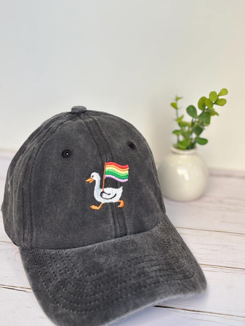 Custom Embroidered Silly Goose Hat Personalized Animals Baseball Hats Custom Baseball Hats Vintage Baseball Caps For Adults Funny Gifts 1759372136500.jpg