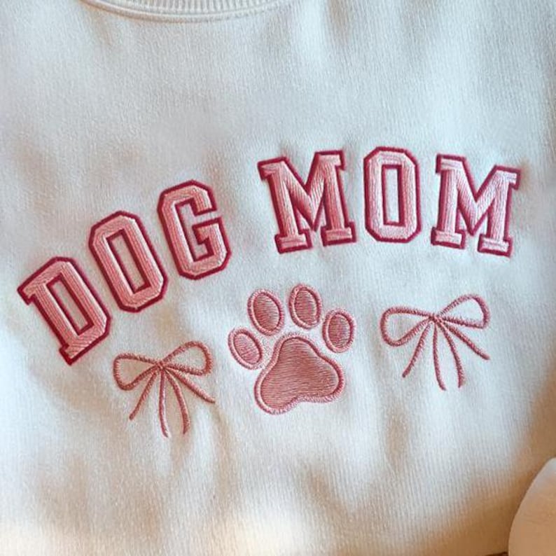 Embroidered Coquette Dog Mom With Dog Paw Sweatshirt Dog Mama Crewneck Aesthetic Style Sweater Mom With Bow Ribbon Hoodie Dog Mom Hoodie 1760067990752.jpg