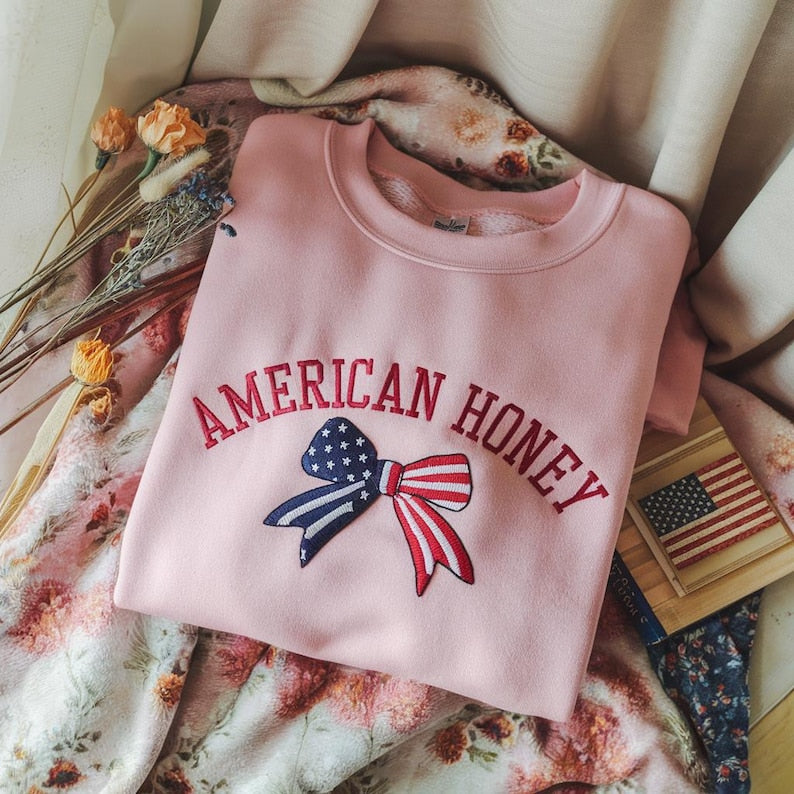 American Honey Coquette Sweatshirt Usa Flag Bow Crewneck 4th Of July Hoodie Patriotic Aesthetic Gift Independence Day Outfit 1760434115318.jpg