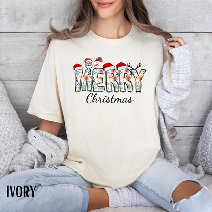 Merry Christmas Shirt Retro Womens Holiday Tee Trendy Christmas Tshirt Winter Shirt For Her Xmas Eve Shirt 1760586687559.png