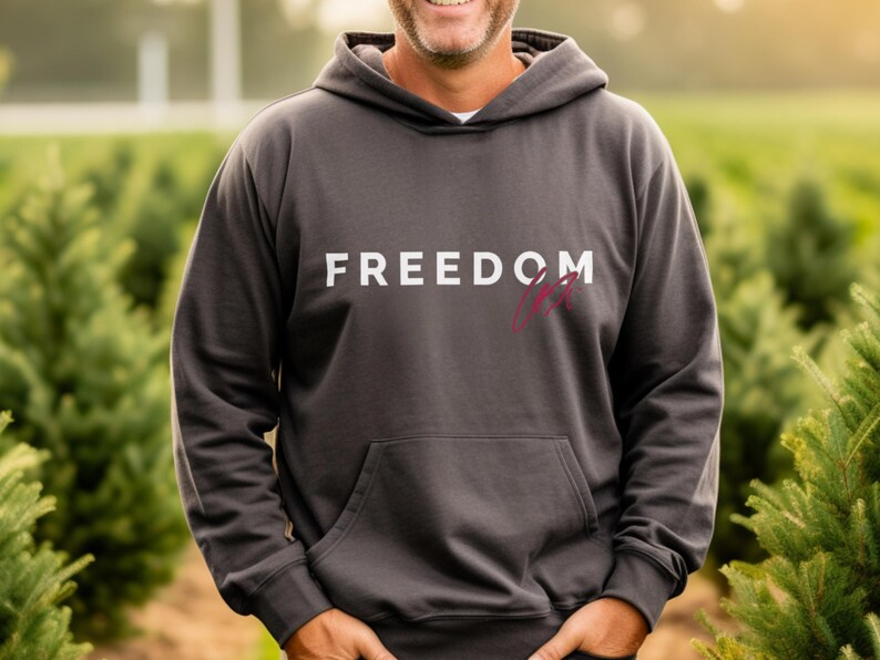 Charlie Kirk Signature Freedom Unisex Hoodie Sweatshirt 1760691591407.png