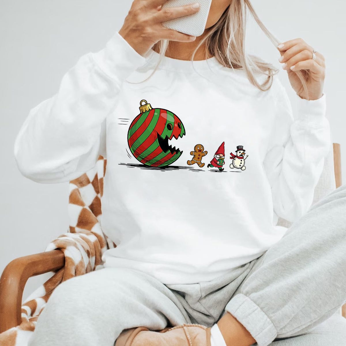 Funny Christmas Shirt Retro Holiday Graphic Tee Gingerbread Shirt Santa Christmas Shirt Cute Xmas T Shirt Holiday Party Gift 1763366708429.jpg