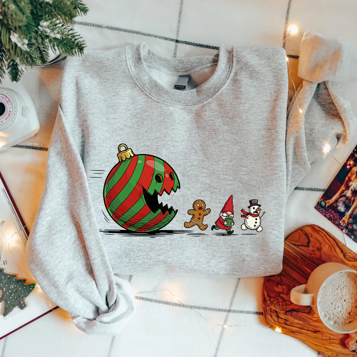 Funny Christmas Shirt Retro Holiday Graphic Tee Gingerbread Shirt Santa Christmas Shirt Cute Xmas T Shirt Holiday Party Gift 1763366713147.jpg