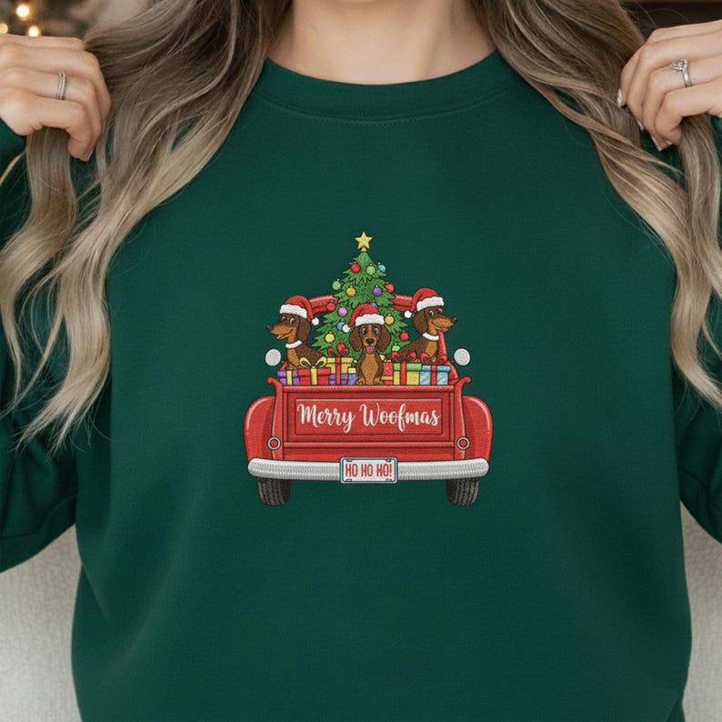 Embroidered Christmas Sweatshirt Merry Woofmas Dachshund Graphic Festive Holiday Hoodie For Dog Lovers Xmas Sweater 1763436563386.jpg