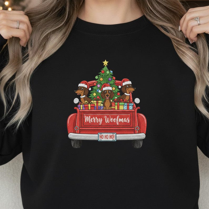 Embroidered Christmas Sweatshirt Merry Woofmas Dachshund Graphic Festive Holiday Hoodie For Dog Lovers Xmas Sweater 1763436563399.jpg