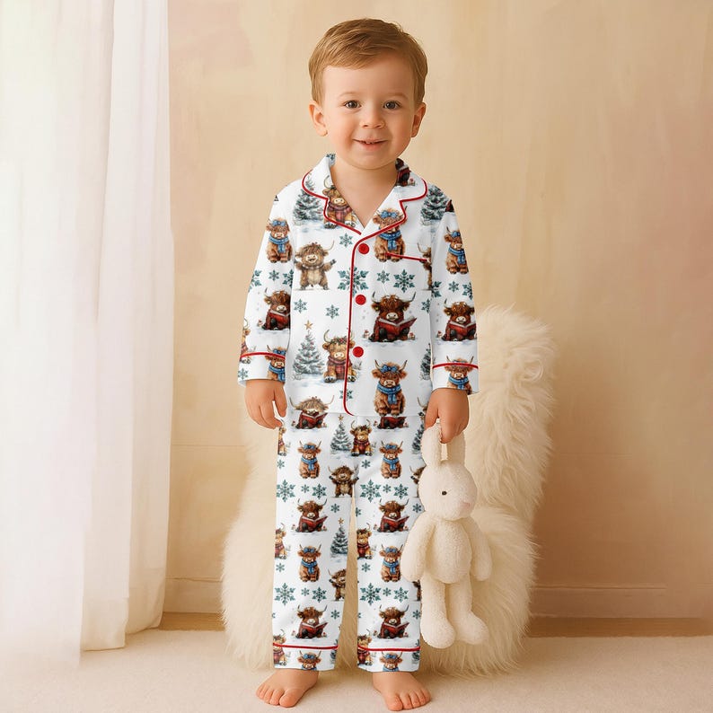 Christmas Highland Cow Pajamas Set Cute Christmas Cow Pajamas Western Christmas Gift Holiday Family Pajamas Highland Cow Kids Pjs Set 1763974441381.jpg