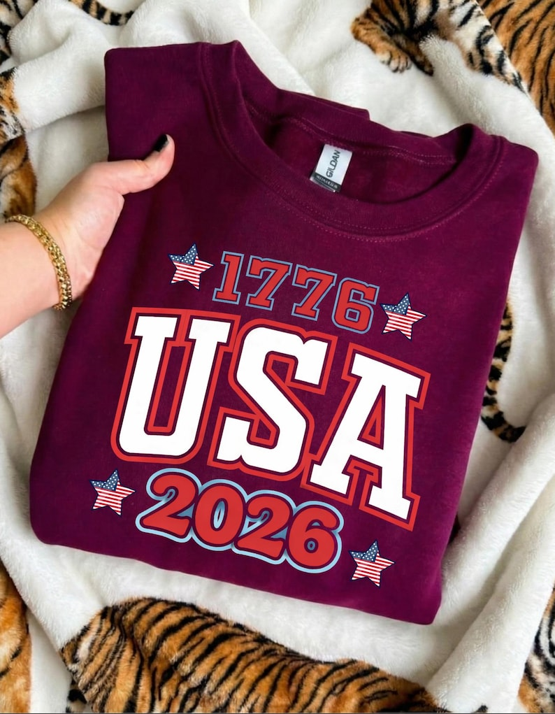 Retro Usa 250 Sweatshirt Independence Day Shirt Celebrate 250th Anniversary Shirt Usa Flag Tee 4th Of July Shirt Patriotic Gift 1768533815636.png