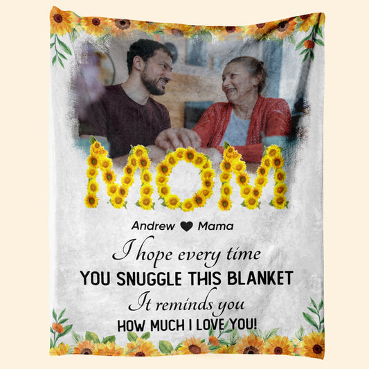 It Reminds You How Much We Love You Mom Blanket - Gift For Mom 1_756111e9-12cb-4c65-87c2-b55f2a270345.jpg