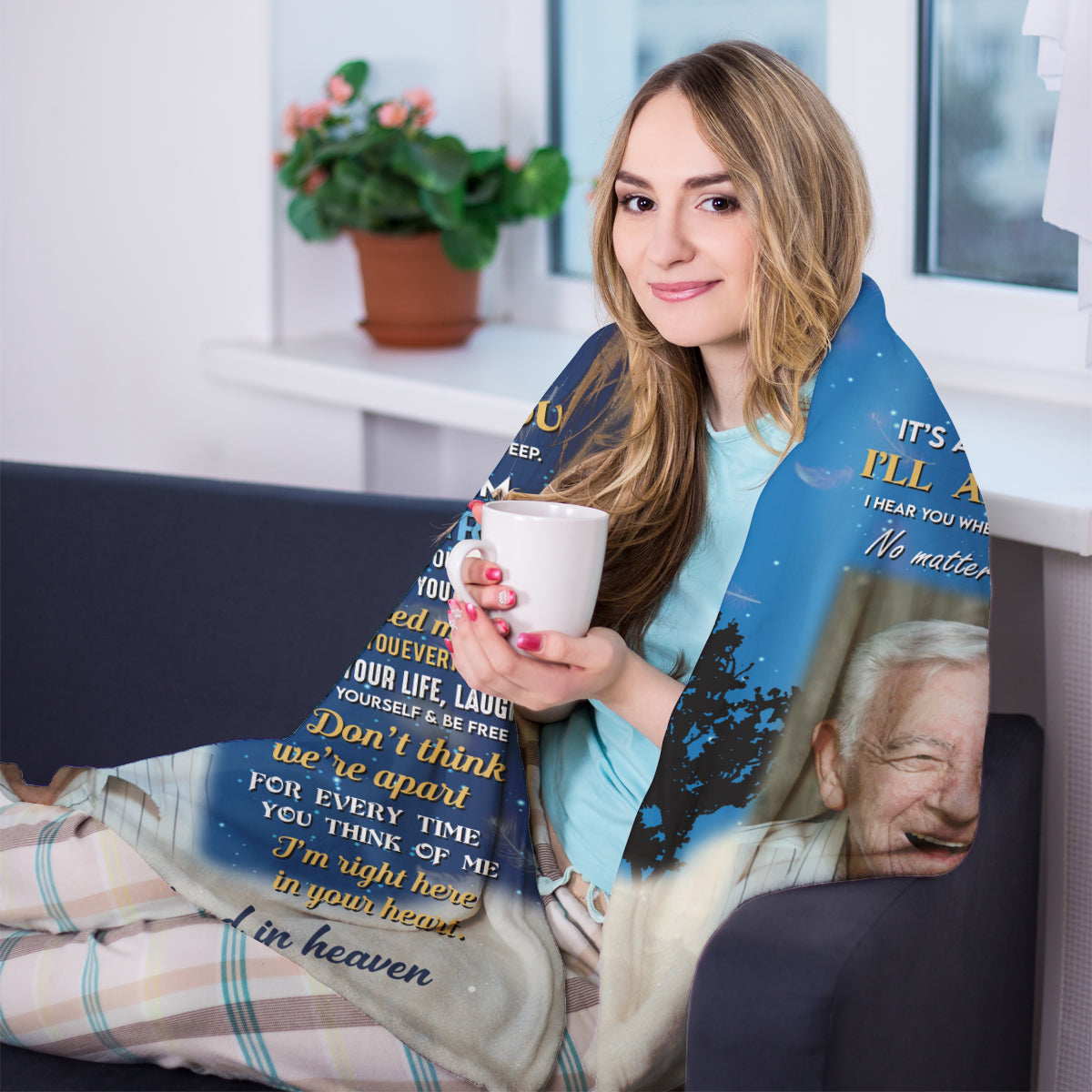 I'm Right Here In Your Heart - Personalized Blanket - Memorial Gift For Wife, Mother 2_4e98e554-a8df-401c-a1b1-528e1d6e0c03.jpg