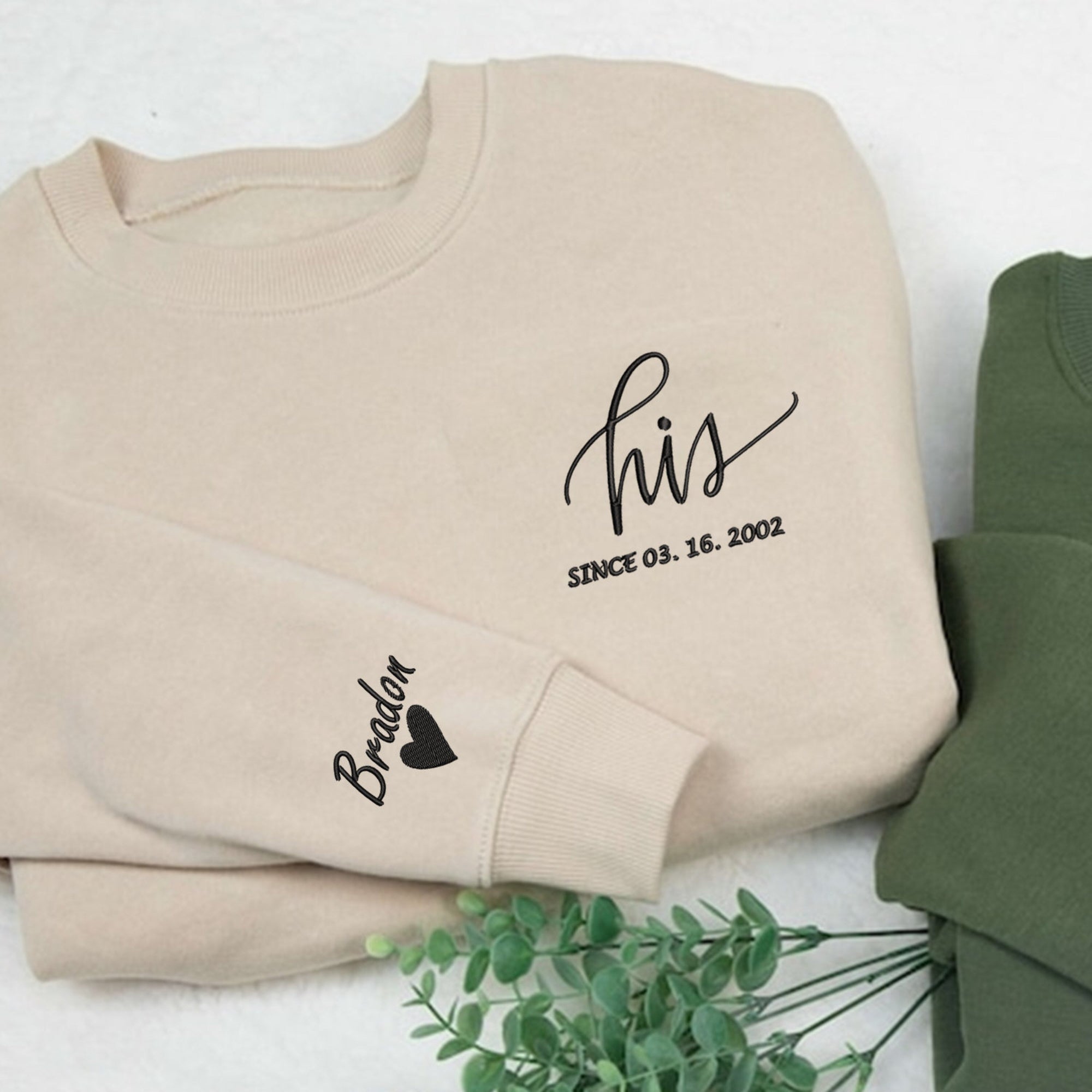 Personalized Embroidered Couple Matching Sweatshirt With Name on Sleeve, Anniversary Date Couples Sweater, Couples Gifts Valentines Day 2_8e3199e2-350b-40bd-b24c-2363a1549713.jpg