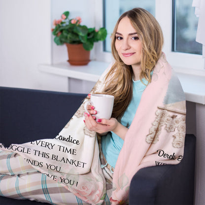 This Reminds You How Much We Love You - Personalized Blanket - Birthday, Mother's Day Gift For Mother, Mama 2_9fee321c-a8f3-4773-8495-98a2bab3570d.jpg