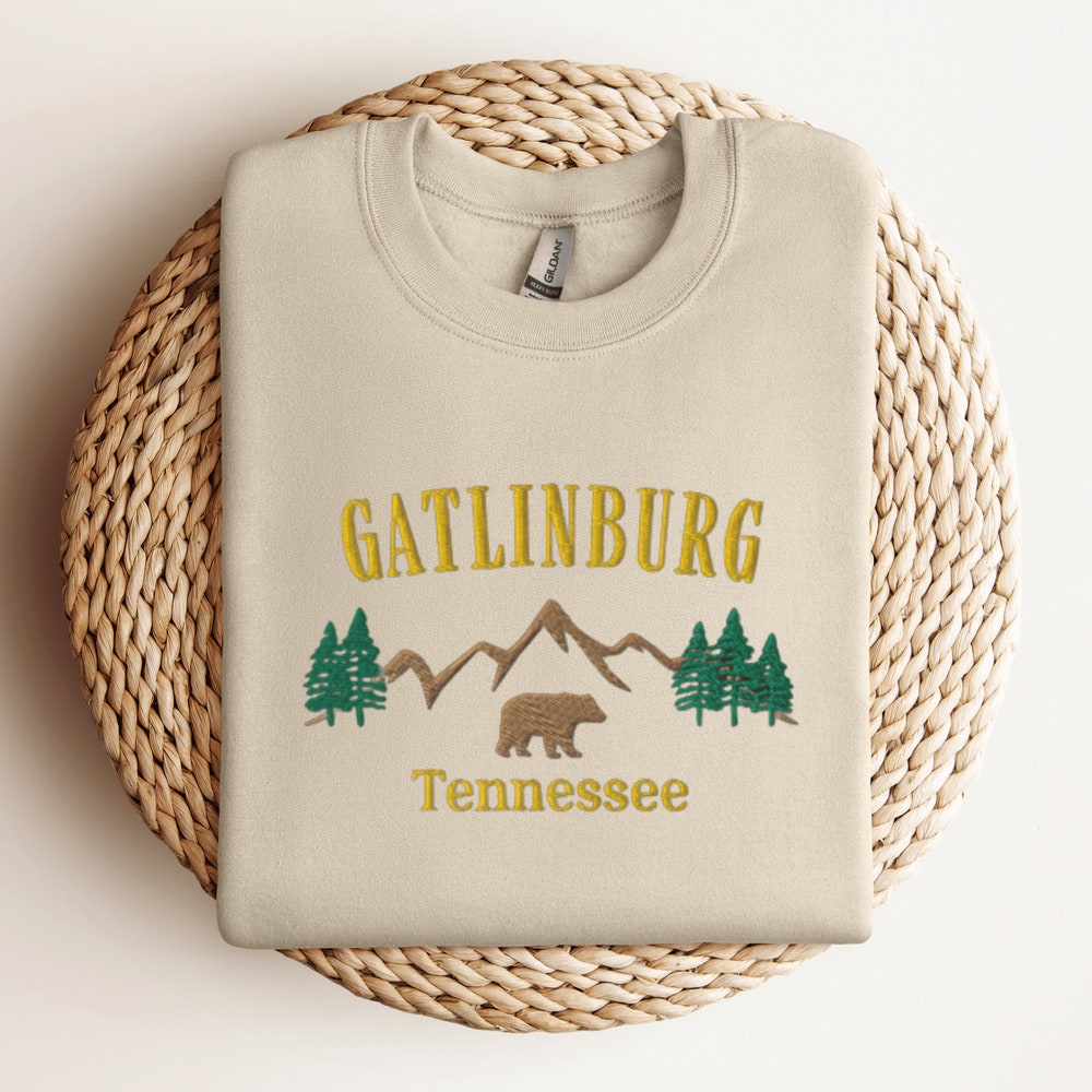 Gatlinburg Tennessee Sweatshirt, Embroidered Gatlinburg Crewneck Sweater, Gatlinburg Tennessee Shirt, Embroidered Mountains Sweatshirt 2_ab41b1be-f384-414b-aa60-4b95757e408f.jpg
