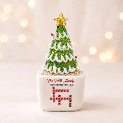 Family Hearts Forever Linked Together - Personalized Potted Christmas Tree - Christmas Gift For Family 3f8c17f7-da66-4a88-8a17-e324ee4effeb-2.webp