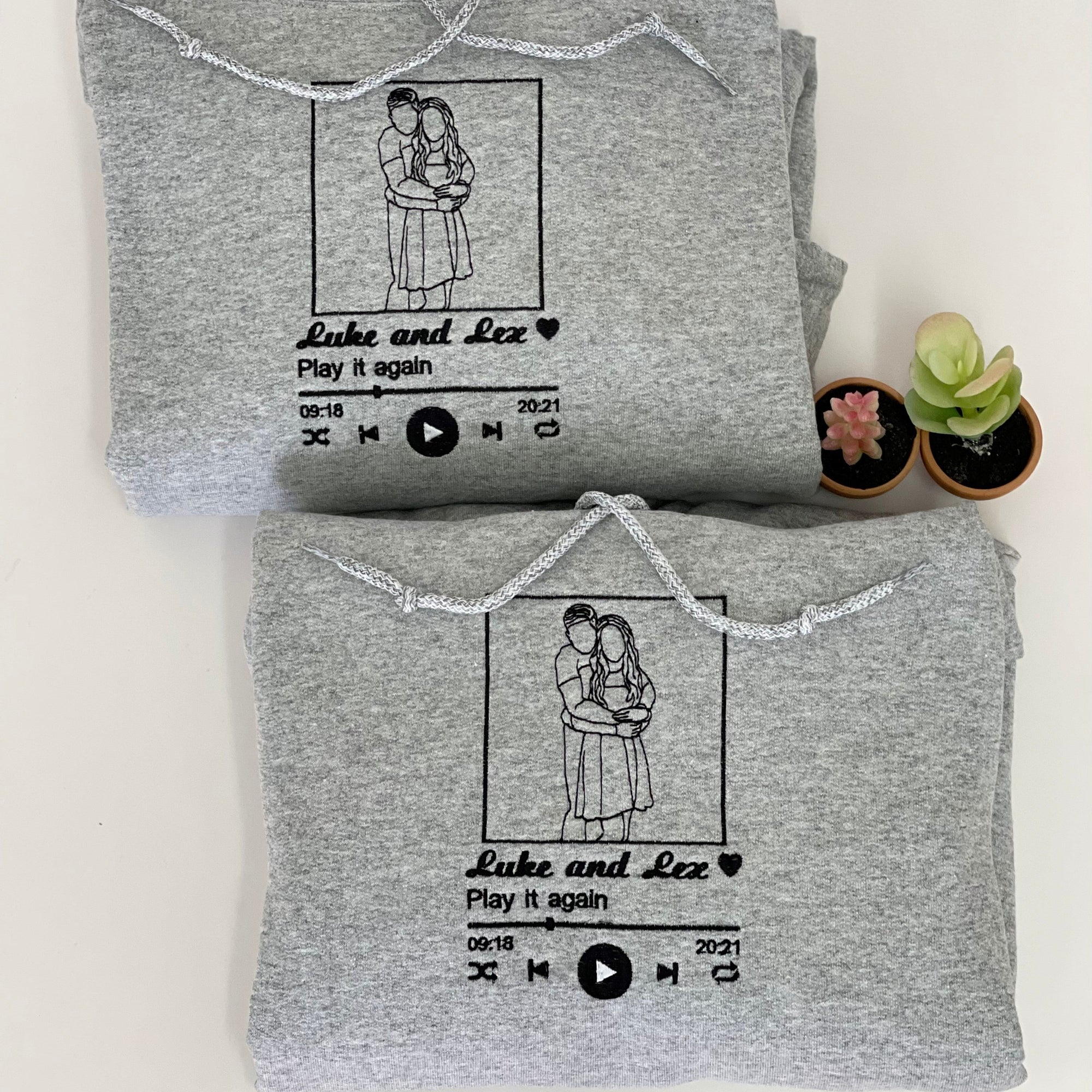 Personalized embroidered custom couple photo shirt 8_d3d2815b-aecd-4f01-8ae0-edd5c997eb58.jpg