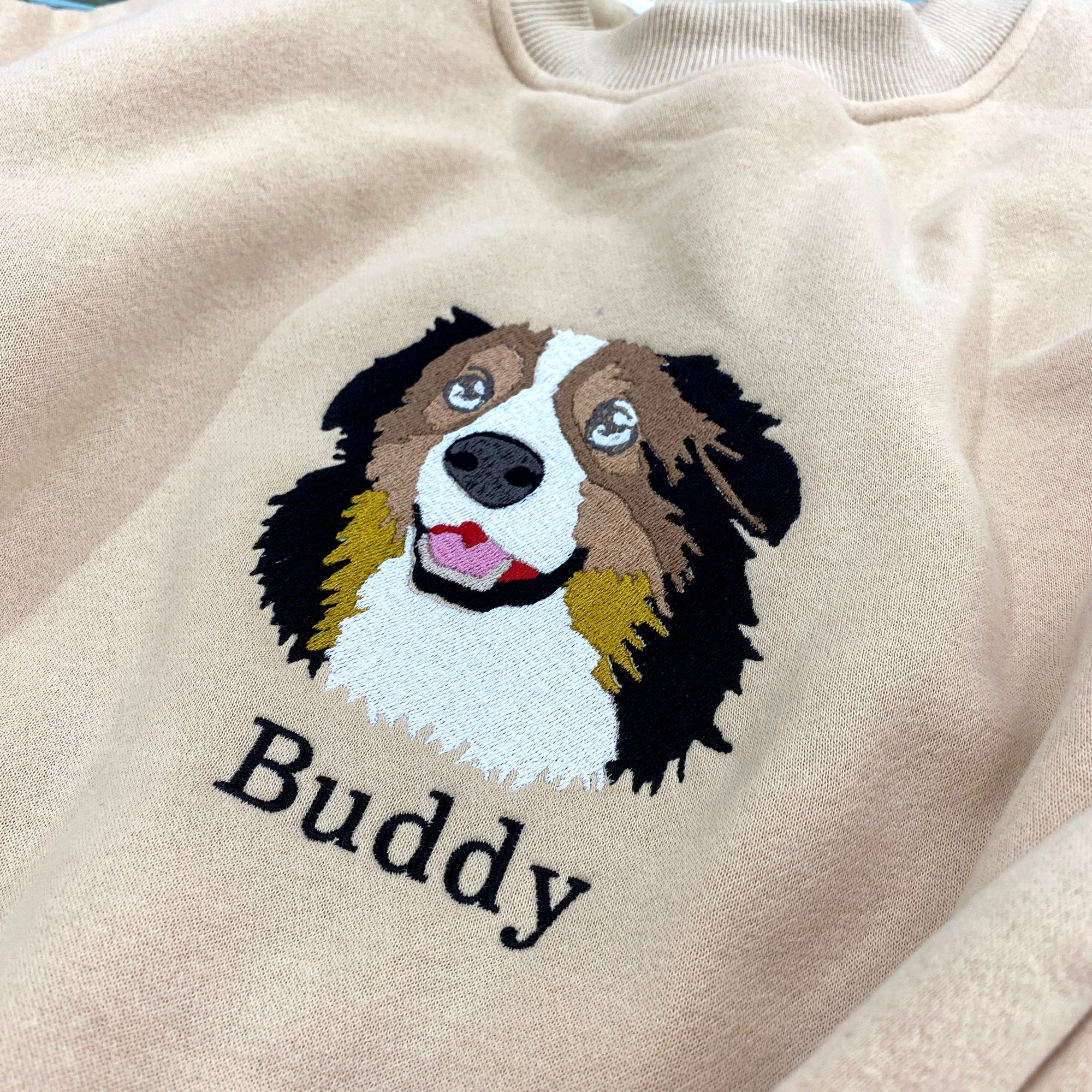 Personalized embroidered custom pet with photo shirt - Handmade shirt IMG_E1590.1.jpg