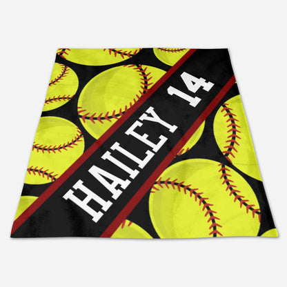 Softball Lover Personalized Blanket Sport SoftballLover6GG_6d304e5e-a9dd-4495-91e7-acb6ef22e0f1.jpg