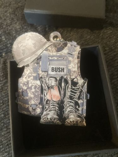 PERSONALIZED FLAT ACRYLIC ORNAMENT MILITARY UNIFORM BOOTS & HAT VJvMh4hJT.jpg