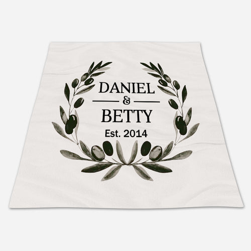 Wreath Couple Anniversary Gift Personalized Blanket Gift For Couple banner2_8a2bf04f-7359-4487-b8aa-3f5b4ede0530.jpg