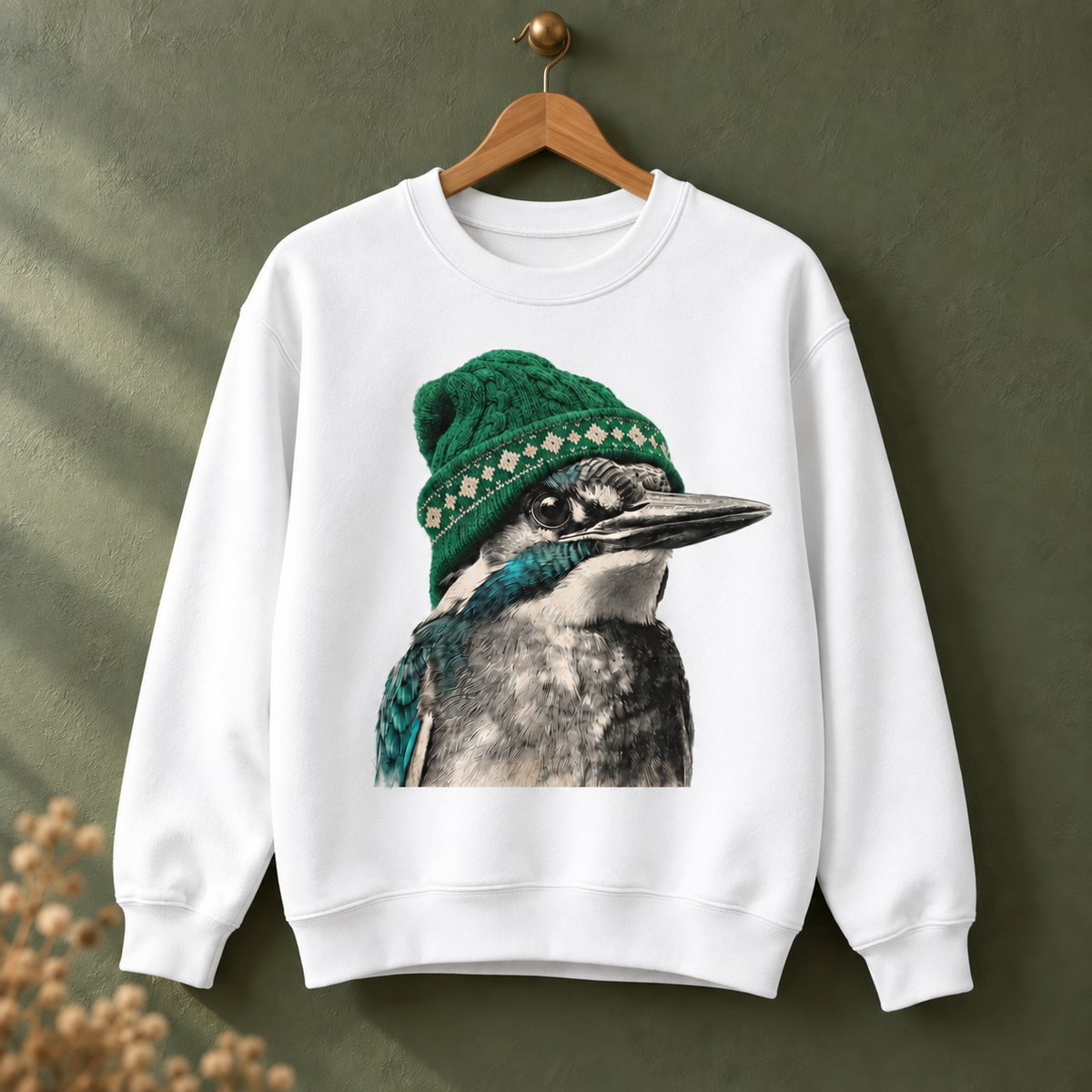 Kingfisher in Beanie Sweatshirt, Birdwatching Nature Lover Gift For Hims, Hers f0559922-daee-4dc3-a656-bd45179b29c3--o-n-tr-ng-h-a-ti-t-chim-1-.png
