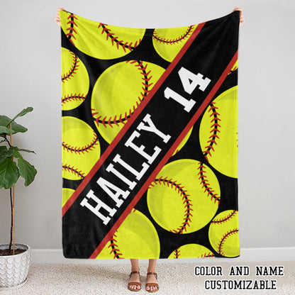 Softball Lover Personalized Blanket Sport fb2_68ad5cad-b9ee-45f4-bca0-f0cc0987125e.jpg