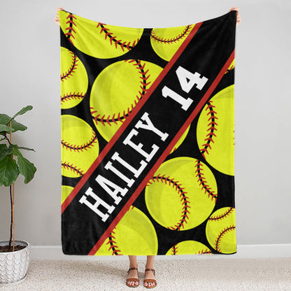 Softball Lover Personalized Blanket Sport gg2_0ec3c490-7564-47d1-acb6-37be99858805.jpg