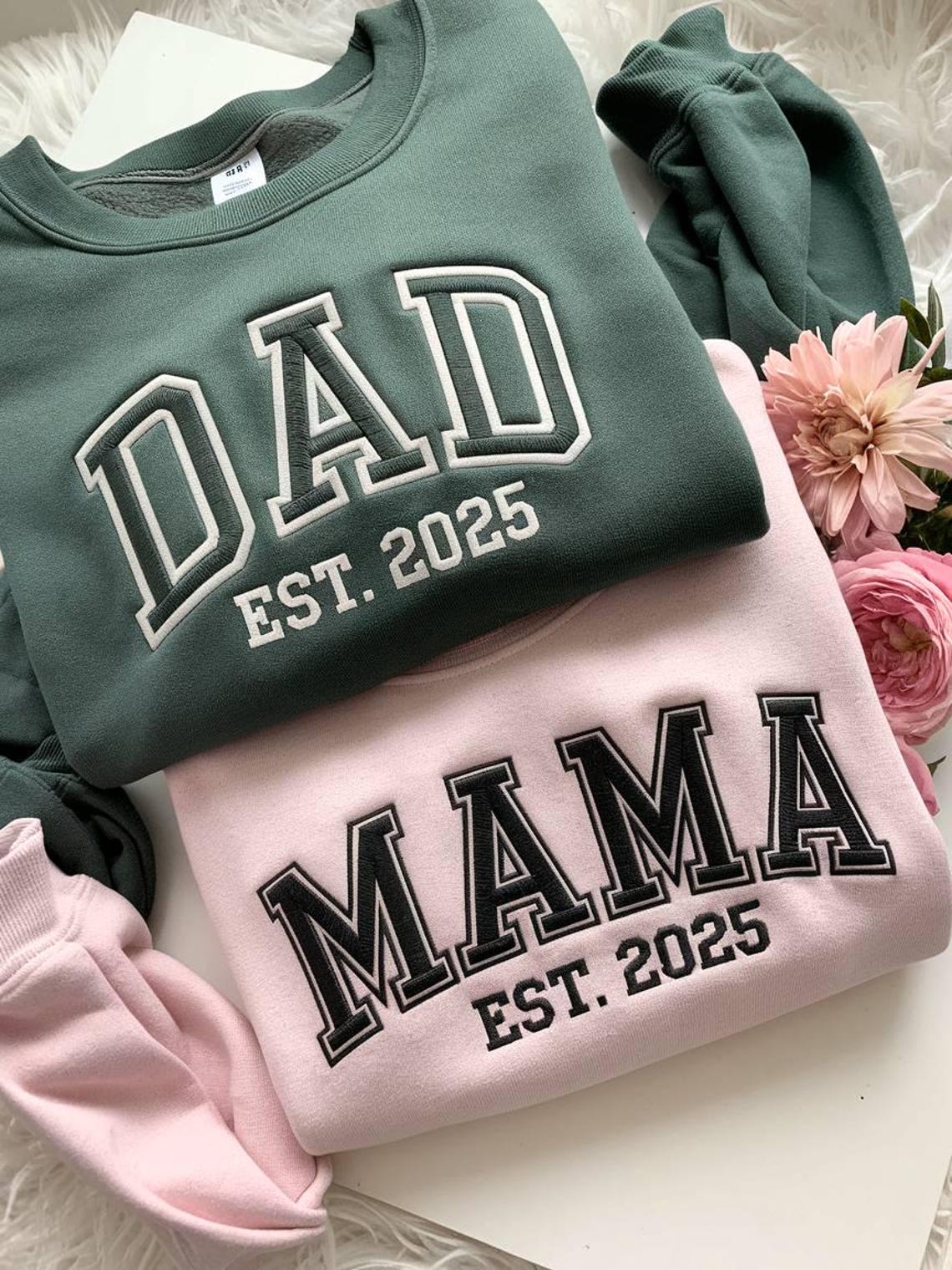 Personalized Mama & Dad Embroidered Sweatshirt, Custom Embroidery Sweatshirt, Matching New Mom and Dad Outfit Gift, Mother day, Father's Day il_1140xN.6627513192_iocy.jpg
