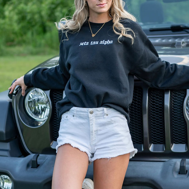 Old English Sorority Chapter Greek Letter Embroidered Sweatshirt / Gildan Crew Neck Sweatshirt / Big Little Basket Family Letter Sweatshirts