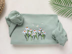 Daisies And Butterfly Embroidered Sweatshirt, Butterfly Sweatshirt,Crewneck Sweatshirt,Embroidery Patterns,Flower Embroidery, Best Gift
