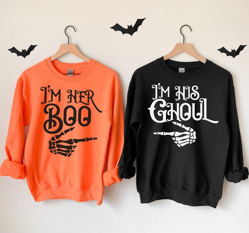 Halloween Couple Shirt Funny Halloween Sweatshirt Spooky Season Tee Im Her Boo and I'm His Ghoul Matching Shirts Skeleton Hands His and Her