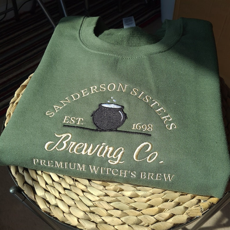 Embroidered Sweatshirt, Sanderson Sisters Sweatshirt, Halloween Brewing Co Jumper, Vintage Halloween Embroidered Crewneck, Spooky Jumper