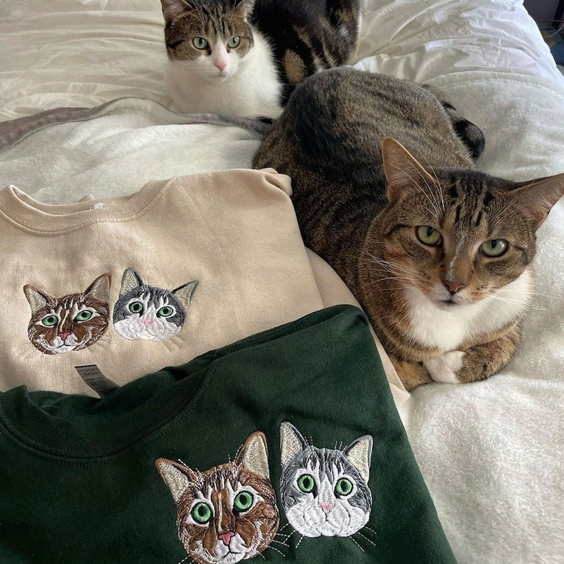 Personalized Embroidered Custom Cat Face with photo Hoodie il_794xN.5577783110_fphm_1_4cd6f018-8cc3-4a78-b10d-bc97be2f1035.jpg?v=1743397314